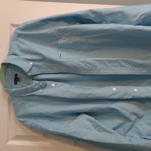 Gap men's light denim long sleeve shirt